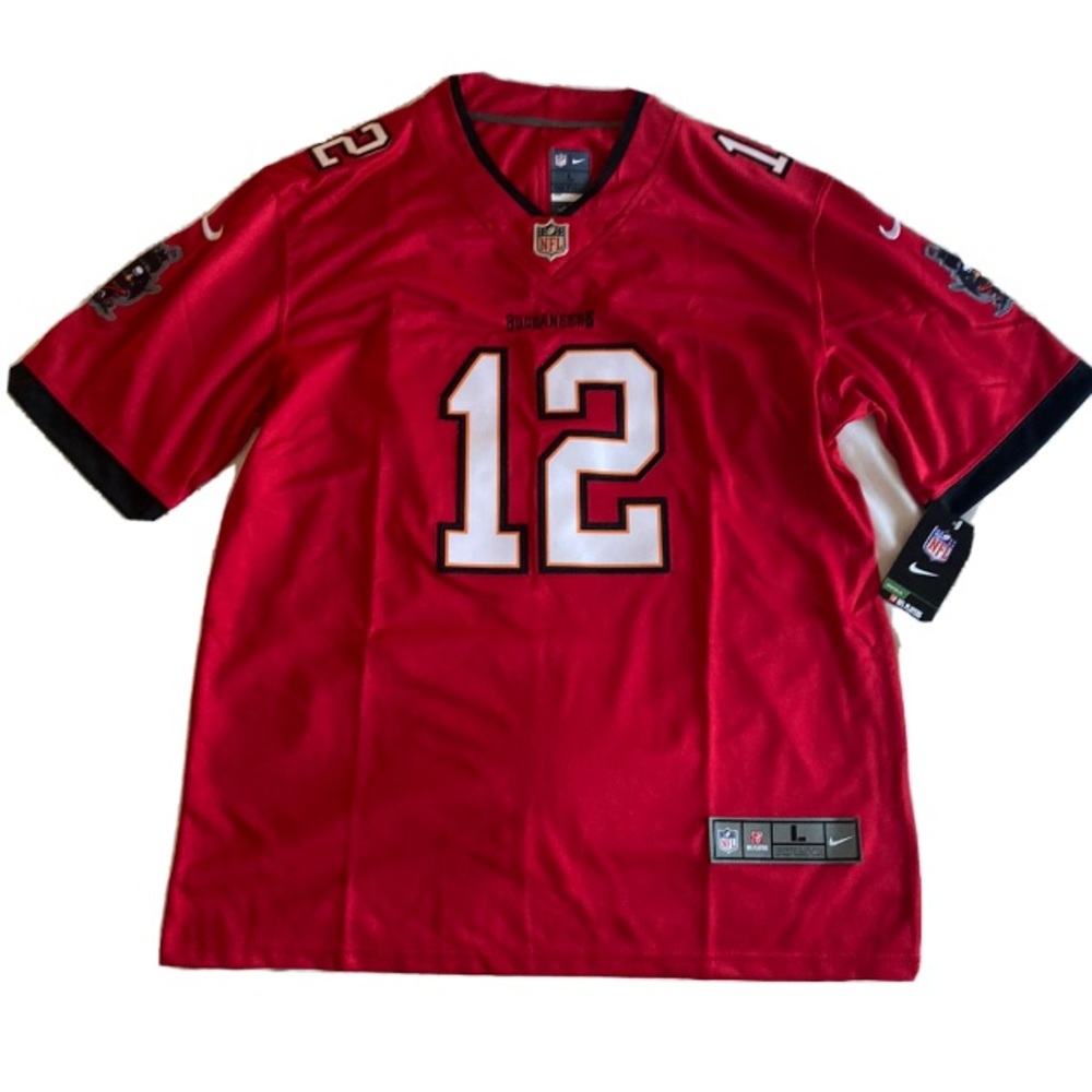 ✨Tom Brady✨ #12 Tampa Bay Bucs jersey L
